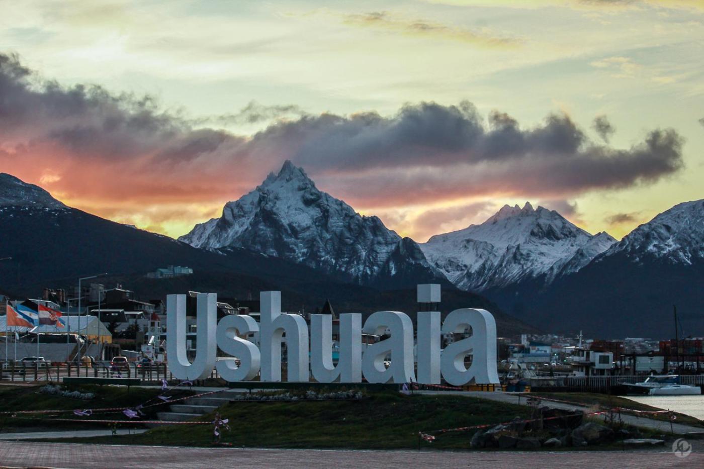 Isla Bella Bed & Breakfast Ushuaia Exterior photo